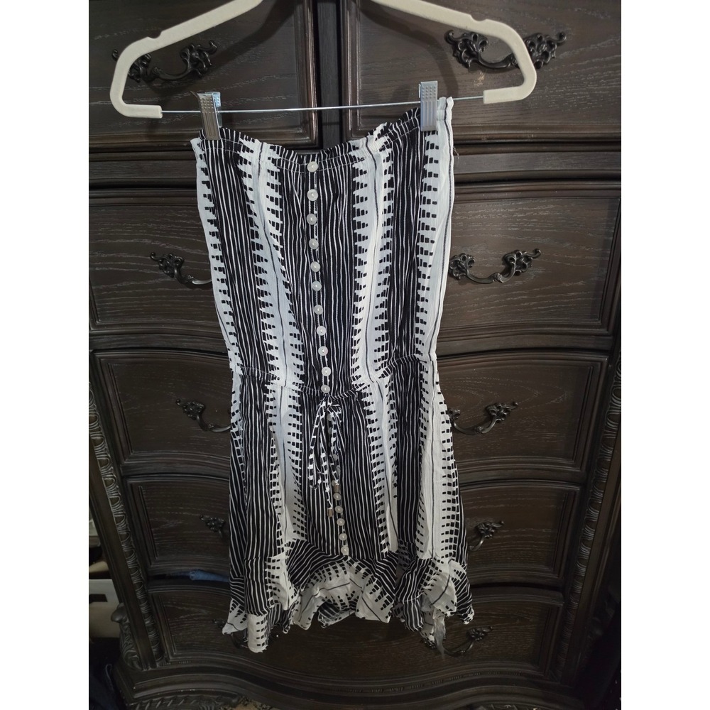 Sensea Strapless Romper Black White Geometric Tribal Print‎ Ruffle Hem Small NWT